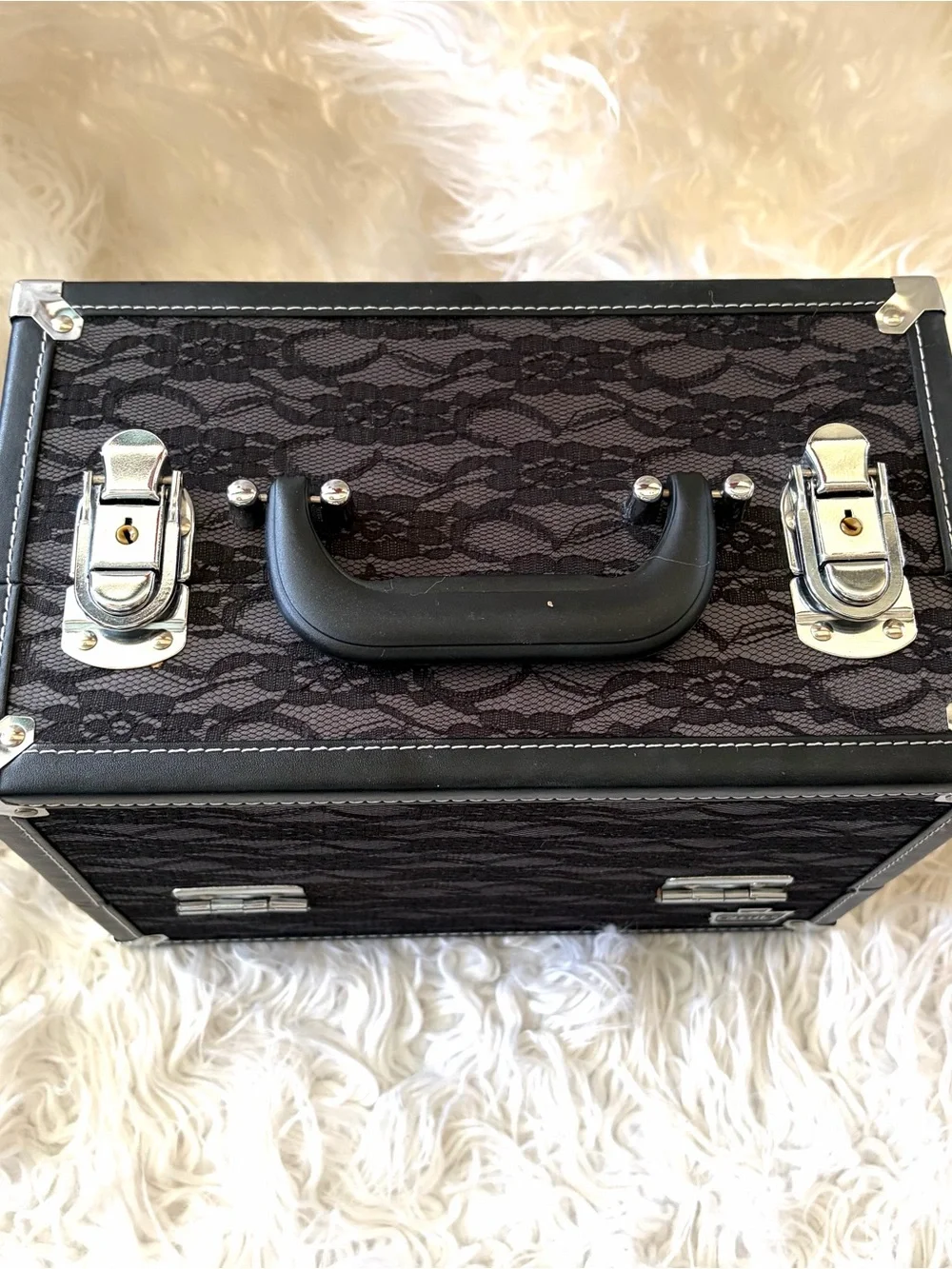 Caboodles Train Case Black Lace Cosmetic Organizer Case Portable Makeup Storage